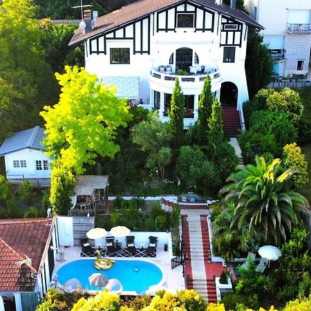 아쟁 콴 라 빌 도트 B&B 외부 사진