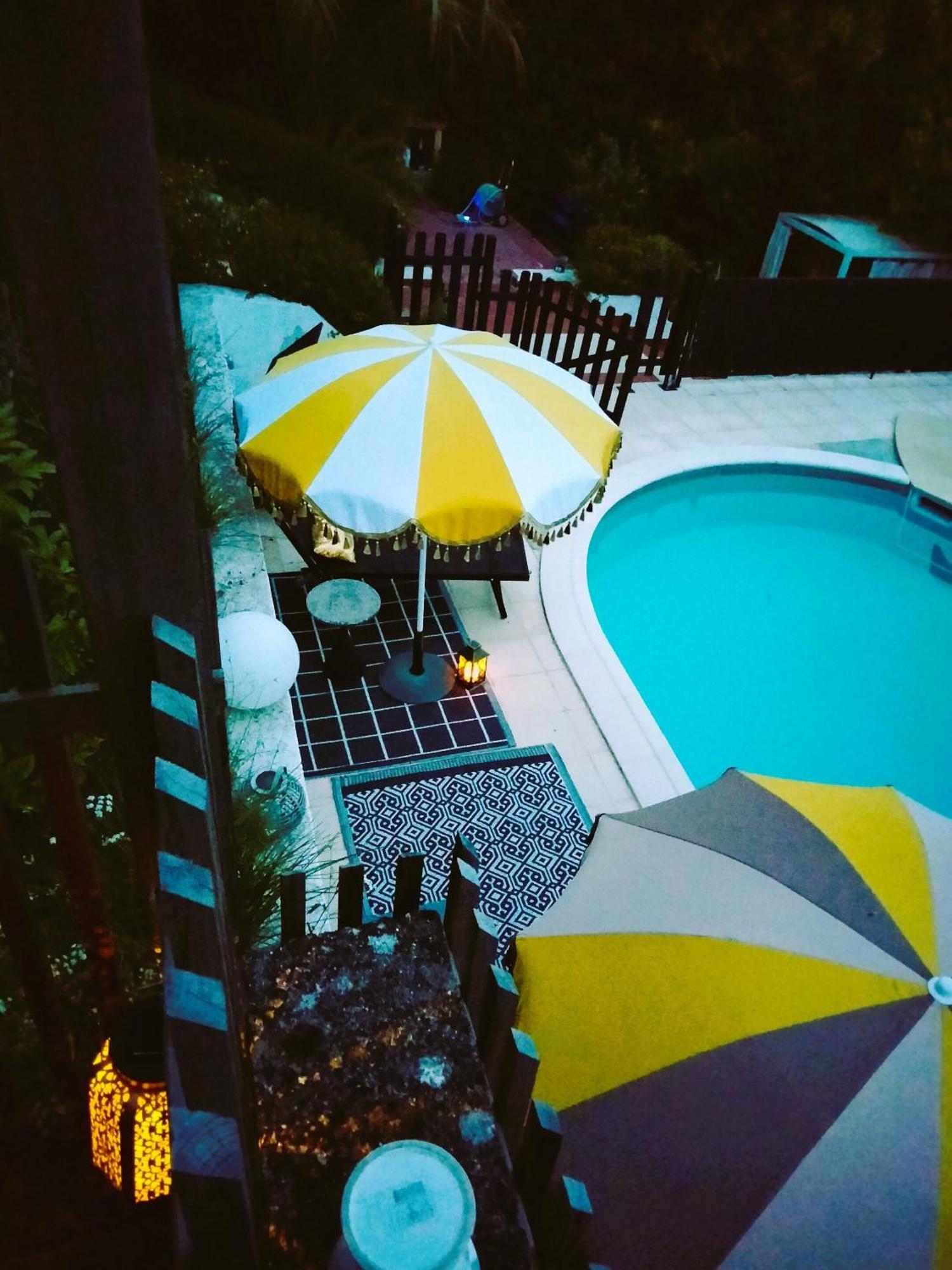 아쟁 콴 라 빌 도트 B&B 외부 사진
