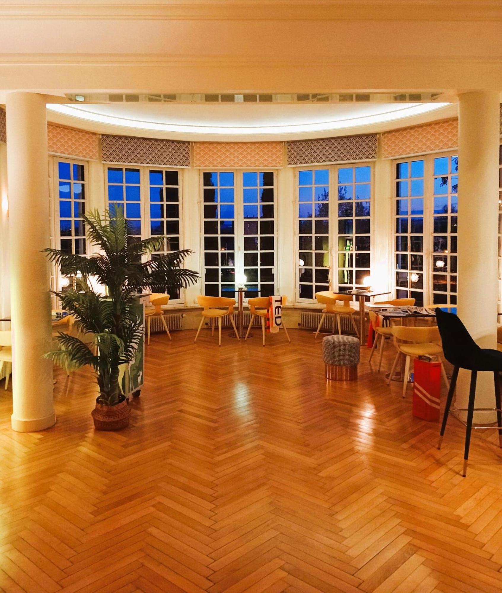 아쟁 콴 라 빌 도트 B&B 외부 사진