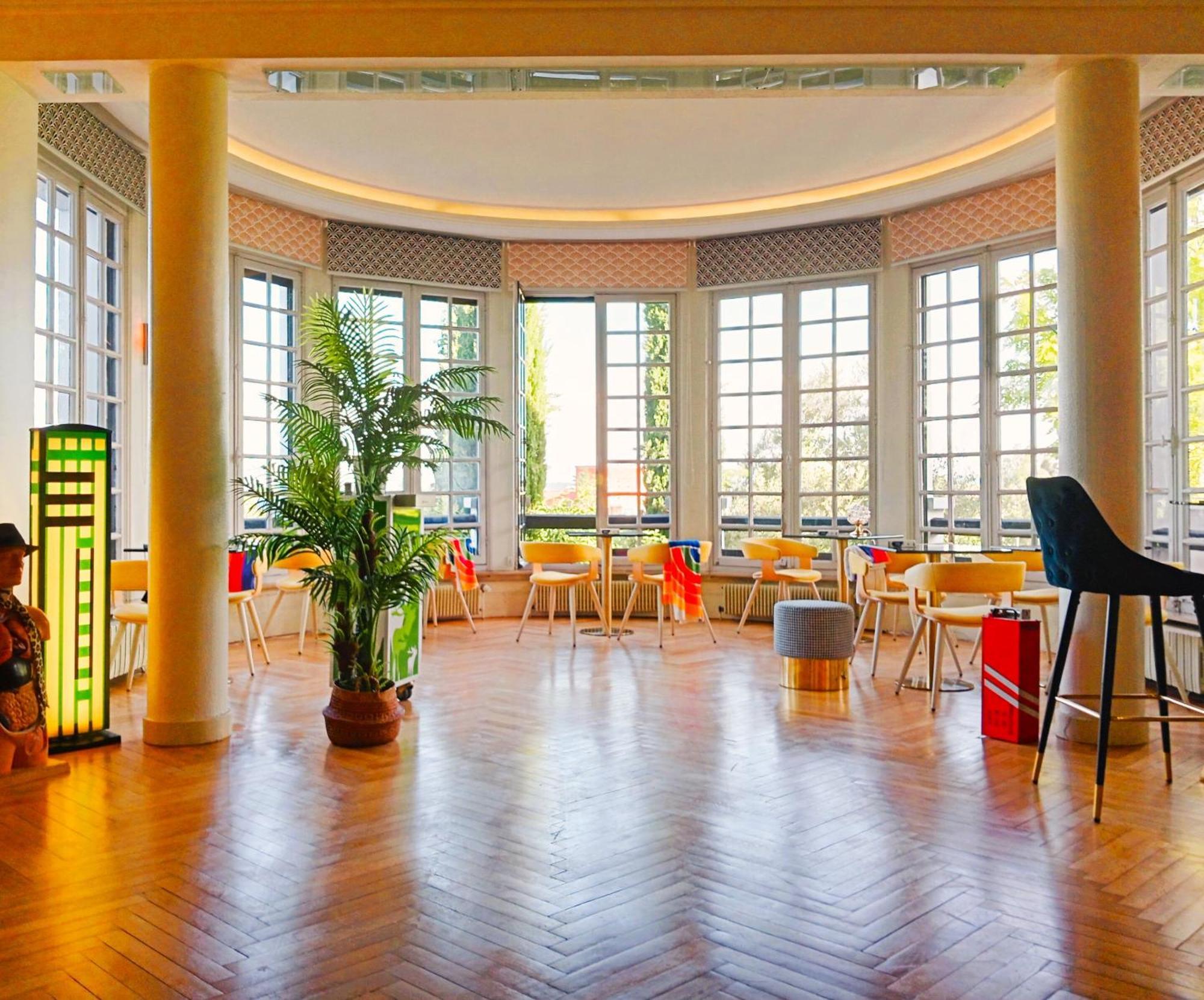 아쟁 콴 라 빌 도트 B&B 외부 사진